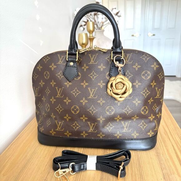 ✅AUTHENTIC✅LOUIS VUITTON ALMA PM - Picture 14 of 17
